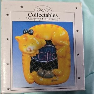 Sleeping Cat Frame - Yellow